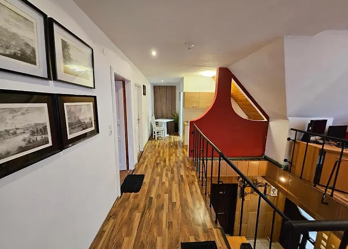 Pension Donaublick 2 In Stifterstrasse19. * Grein