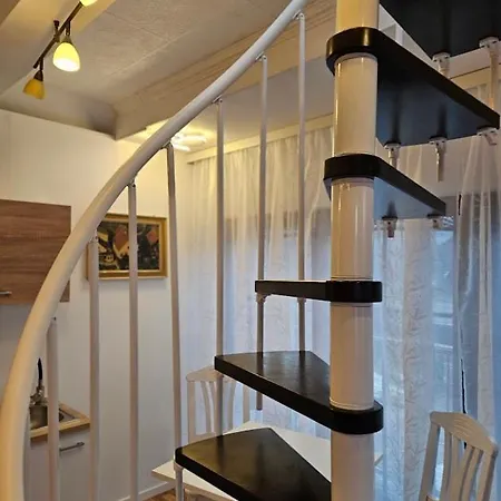 Pension Donaublick 2 In Stifterstrasse19. Apartment *