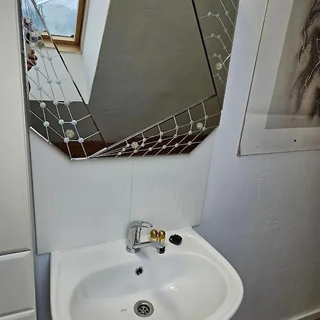 Pension Donaublick 2 In Stifterstrasse19. Apartament
