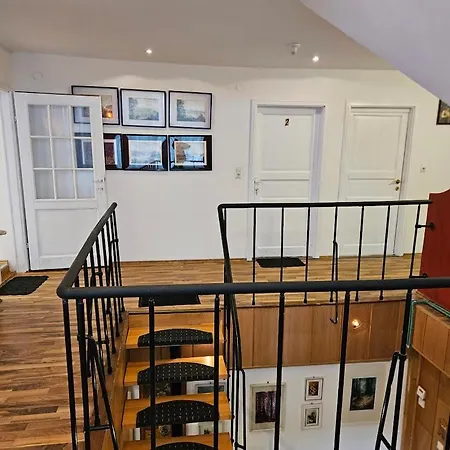 Pension Donaublick 2 In Stifterstrasse19. Apartament *