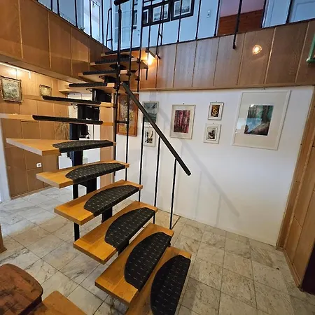 Pension Donaublick 2 In Stifterstrasse19. Apartament *