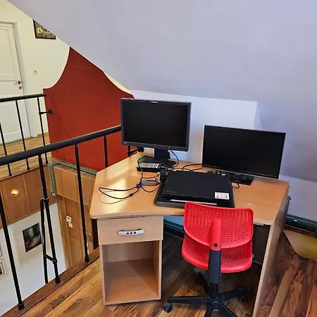 Apartament Pension Donaublick 2 In Stifterstrasse19.