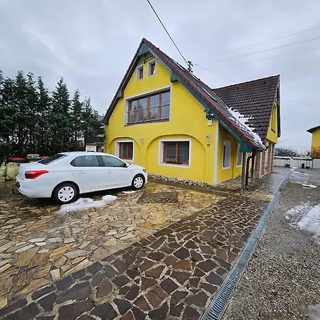 Pension Donaublick 2 In Stifterstrasse19. * Grein
