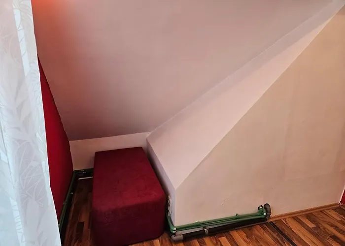 Апартаменты Pension Donaublick 2 In Stifterstrasse19. Грайн