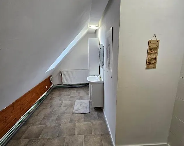 Pension Donaublick 2 In Stifterstrasse19. * Грайн