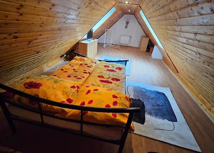 Pension Donaublick 2 In Stifterstrasse19. Апартаменты Грайн