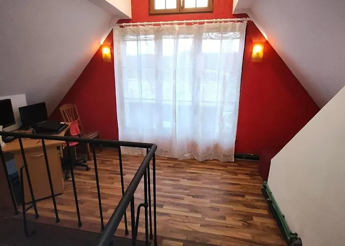 Pension Donaublick 2 In Stifterstrasse19. Грайн