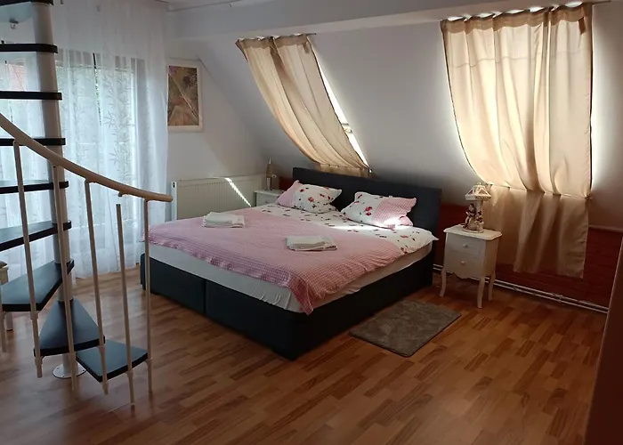 Pension Donaublick 2 In Stifterstrasse19. * Грайн